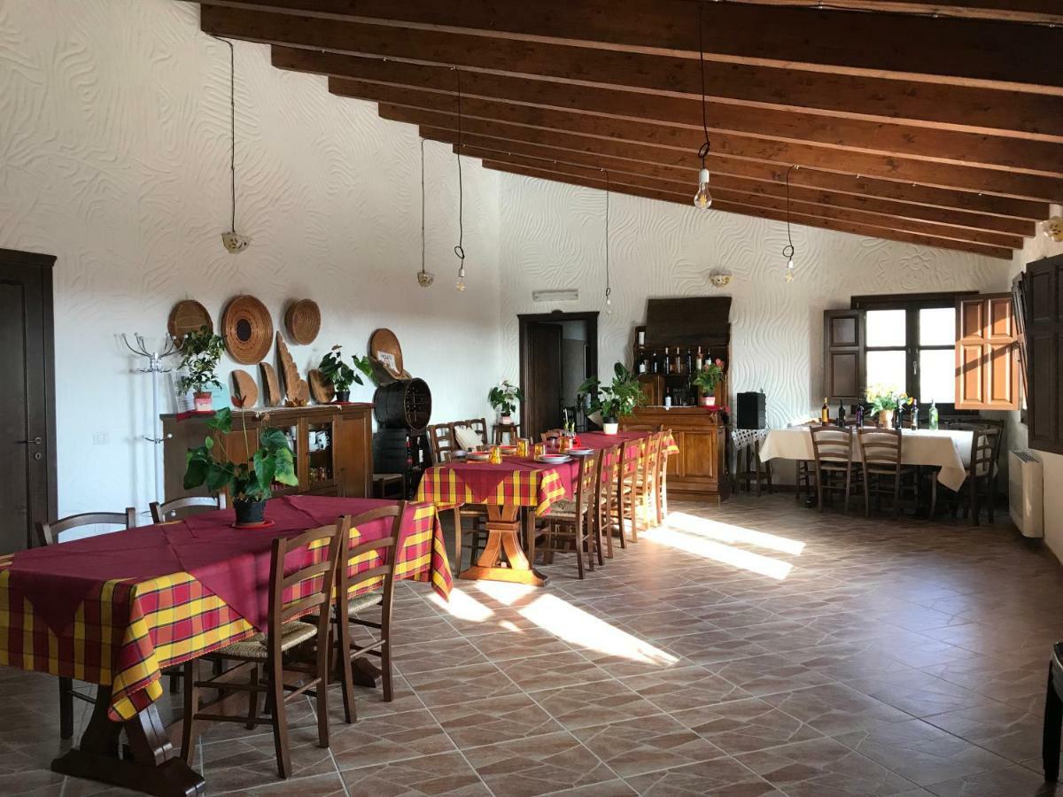 Agriturismo La Fillirea Sant' Antonio di Santadi Exterior photo